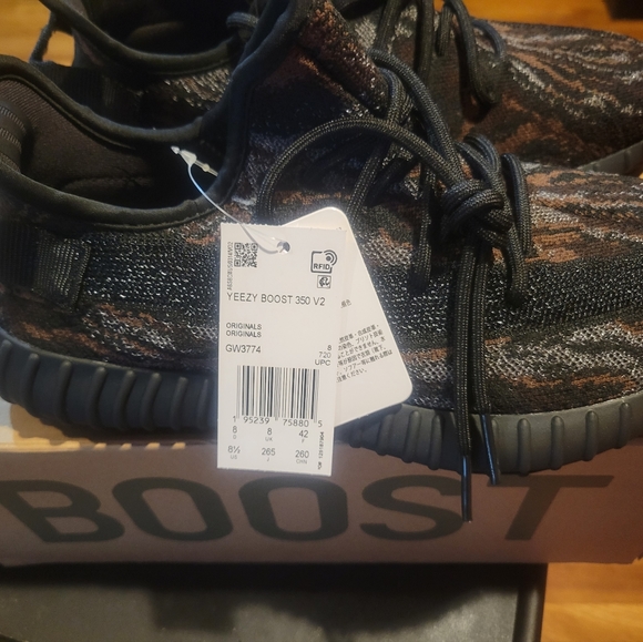 YEEZY BOOST 350 VZ